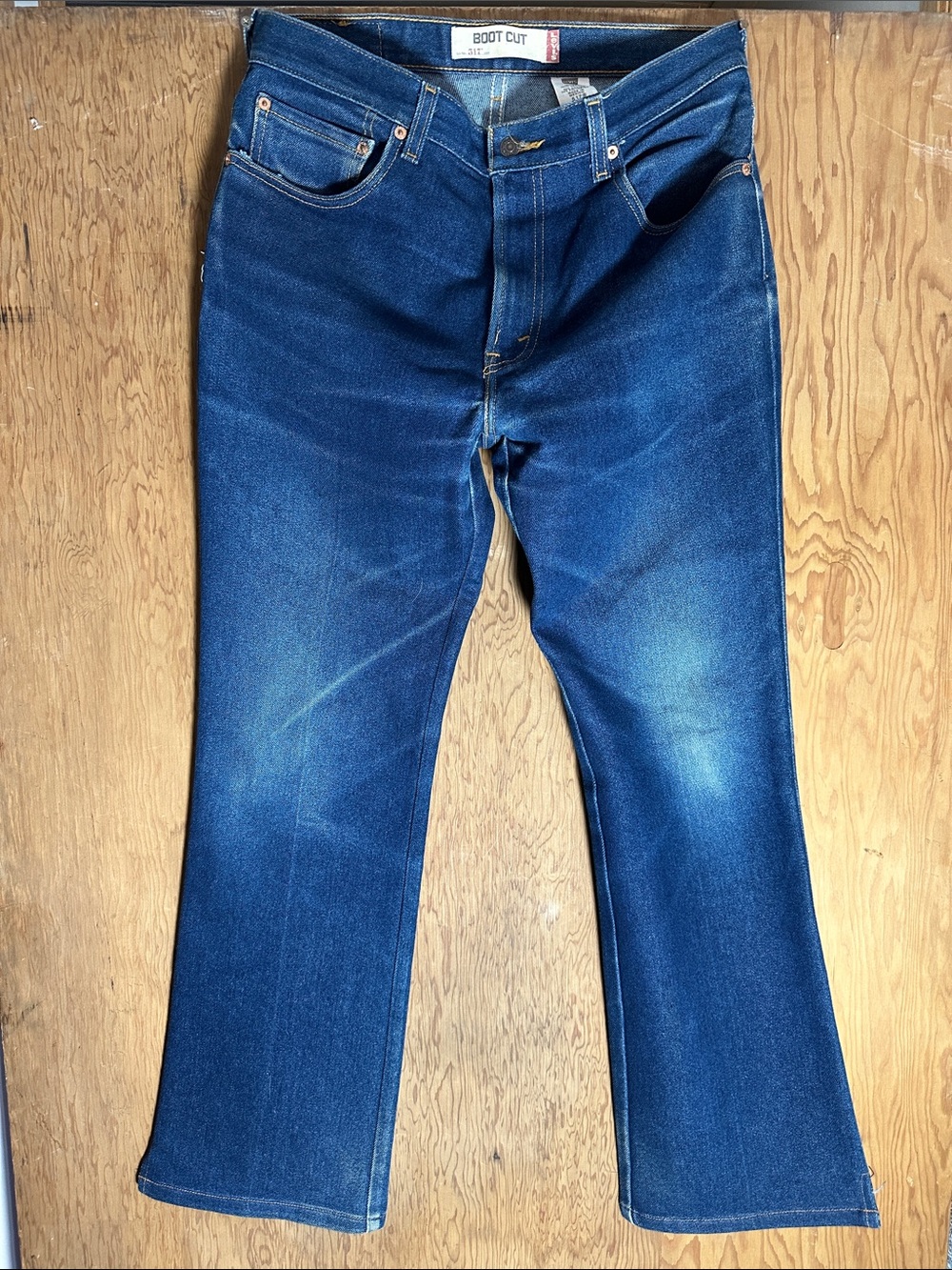 Levi's Men's Bootcut Jeans in Dark Blue Denim